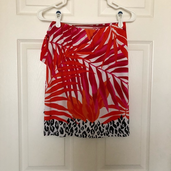 Cache Skirt - Picture 2 of 4